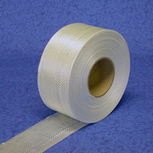 Glasweefselband 260 gr./m2    breedte 15 cm.